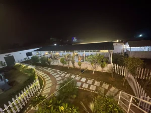 happy pie cafe & resort